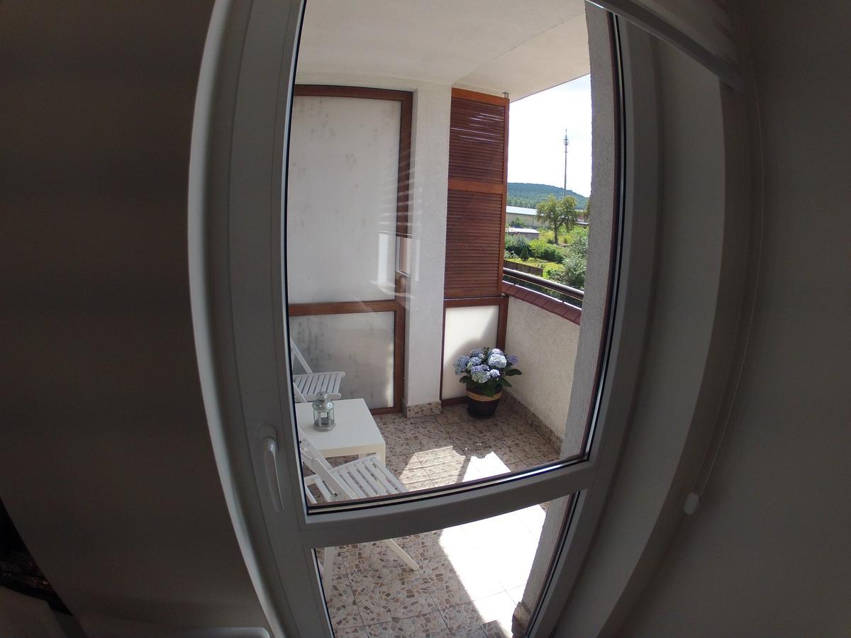 Apartament Alicja Appartamento Wałbrzych Esterno foto